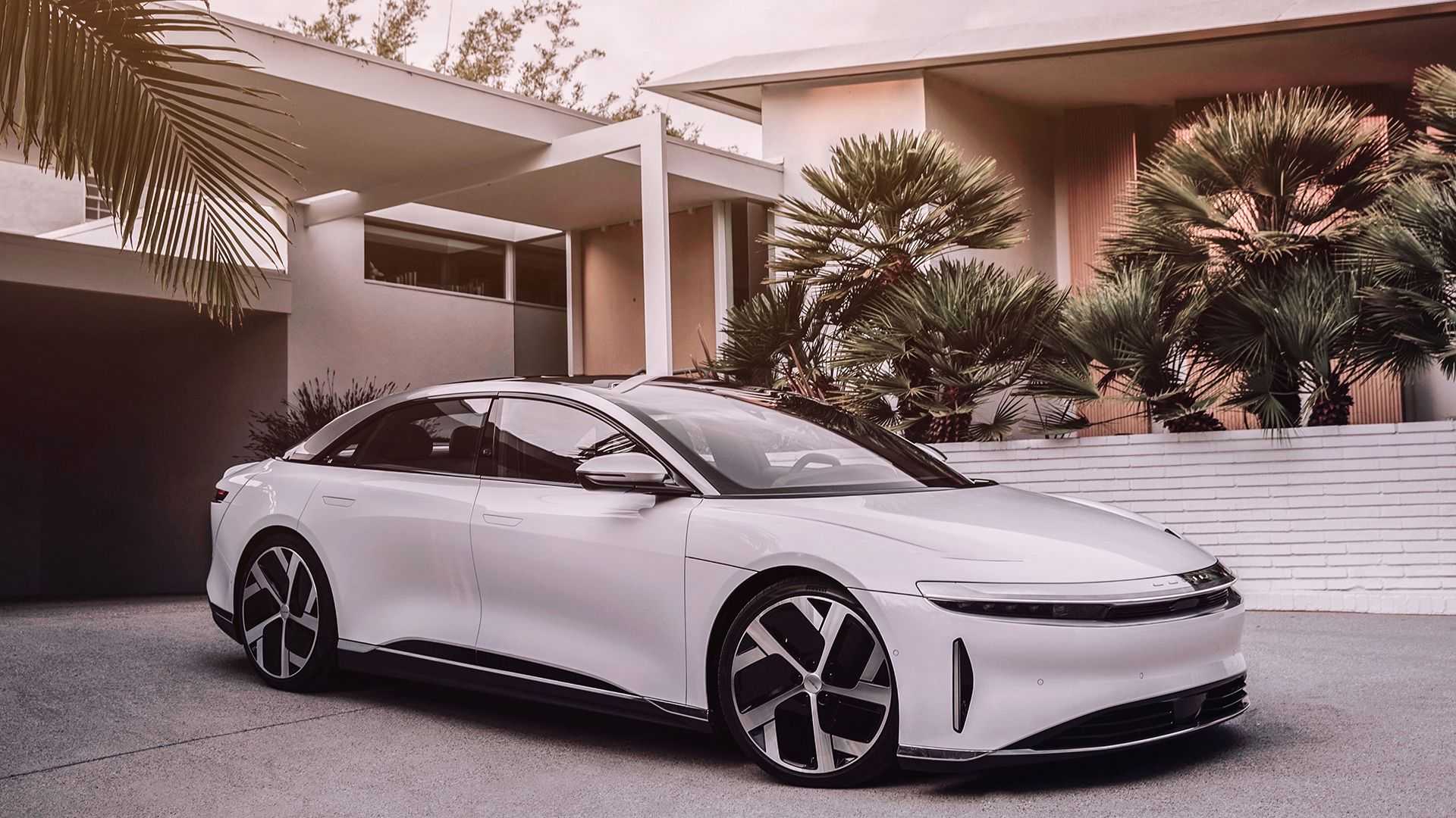 Lucid Air (12).jpg