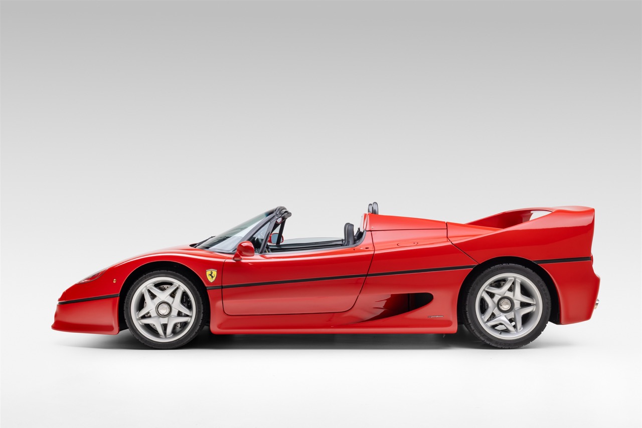 LV26_r0080 1997 Ferrari F50_003 Large.jpeg
