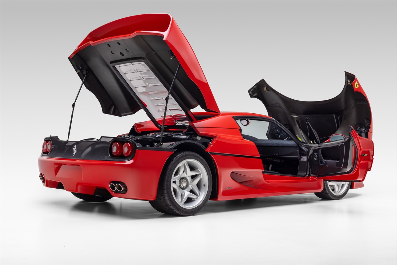 LV26_r0080 1997 Ferrari F50_135 Large.jpeg