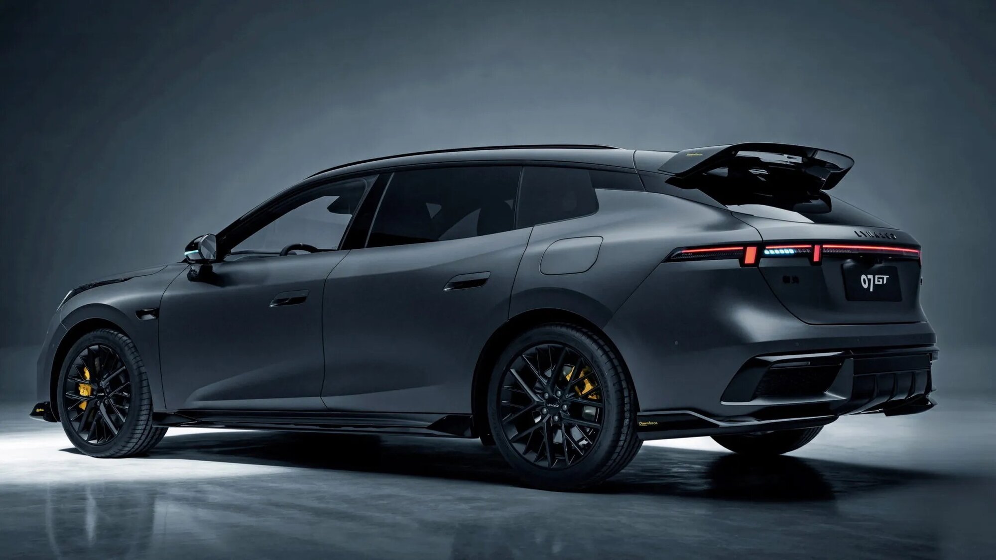 Lynk-Co-07-GT-China-4-copy-2048x1152.jpeg