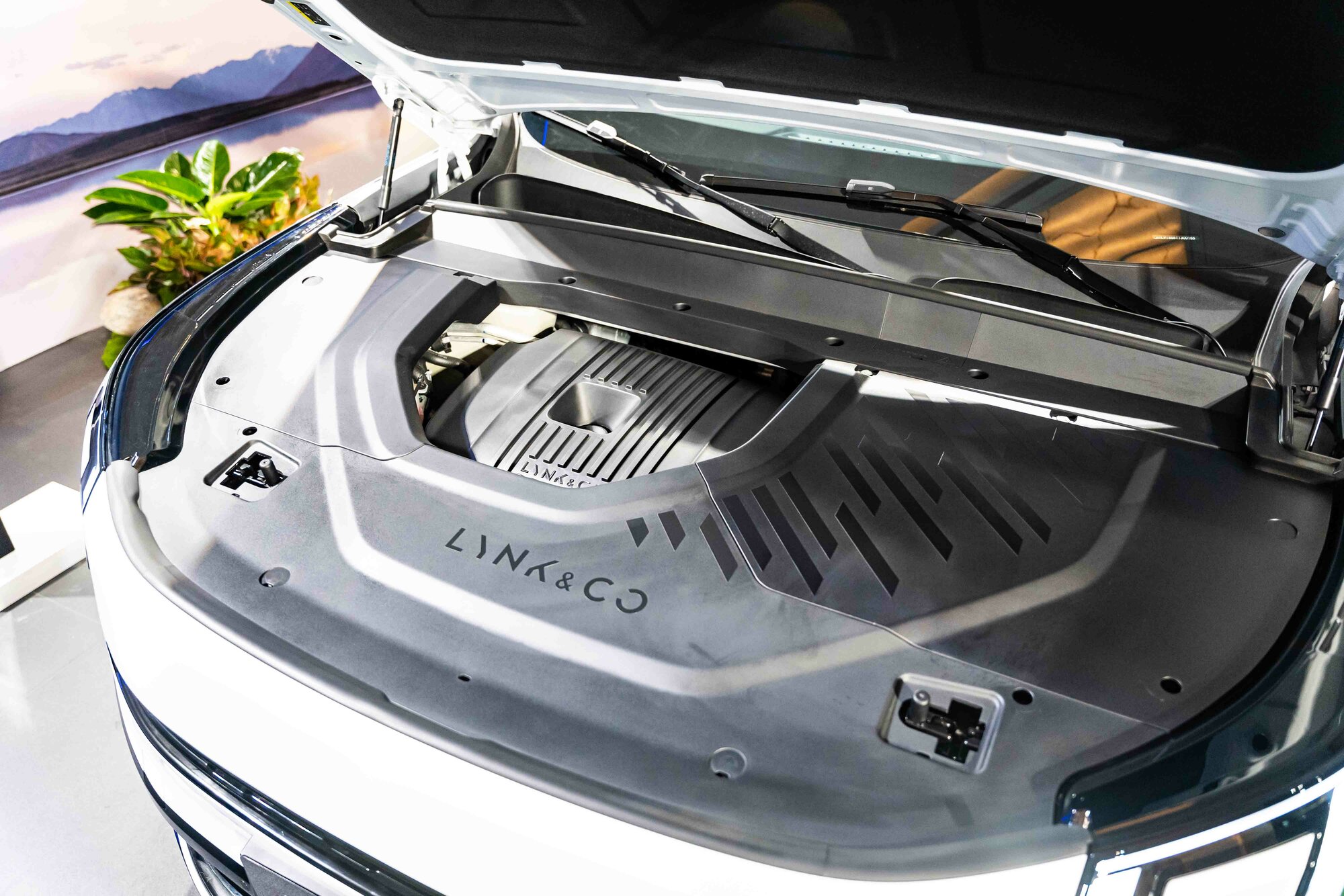 Lynk-Co-900-có-gì-với-giá-3069-tỷ-đồng (17).jpg