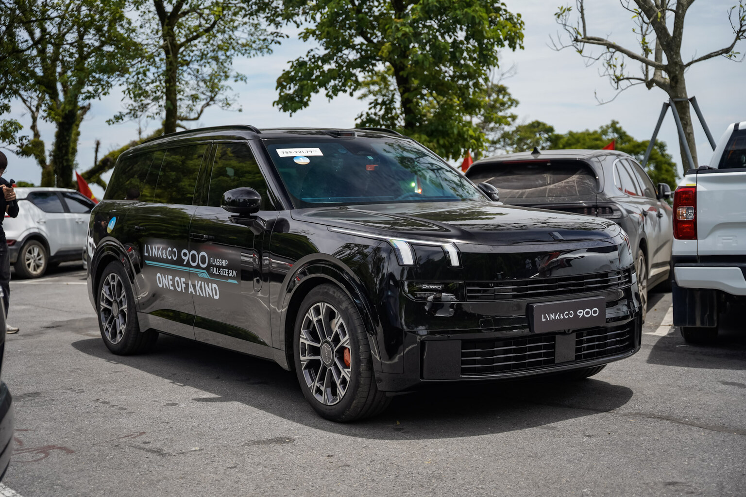 Lynk_Co_900_SUV_Full_Size_giá_hơn_3_tỷ_đồng (1).jpg