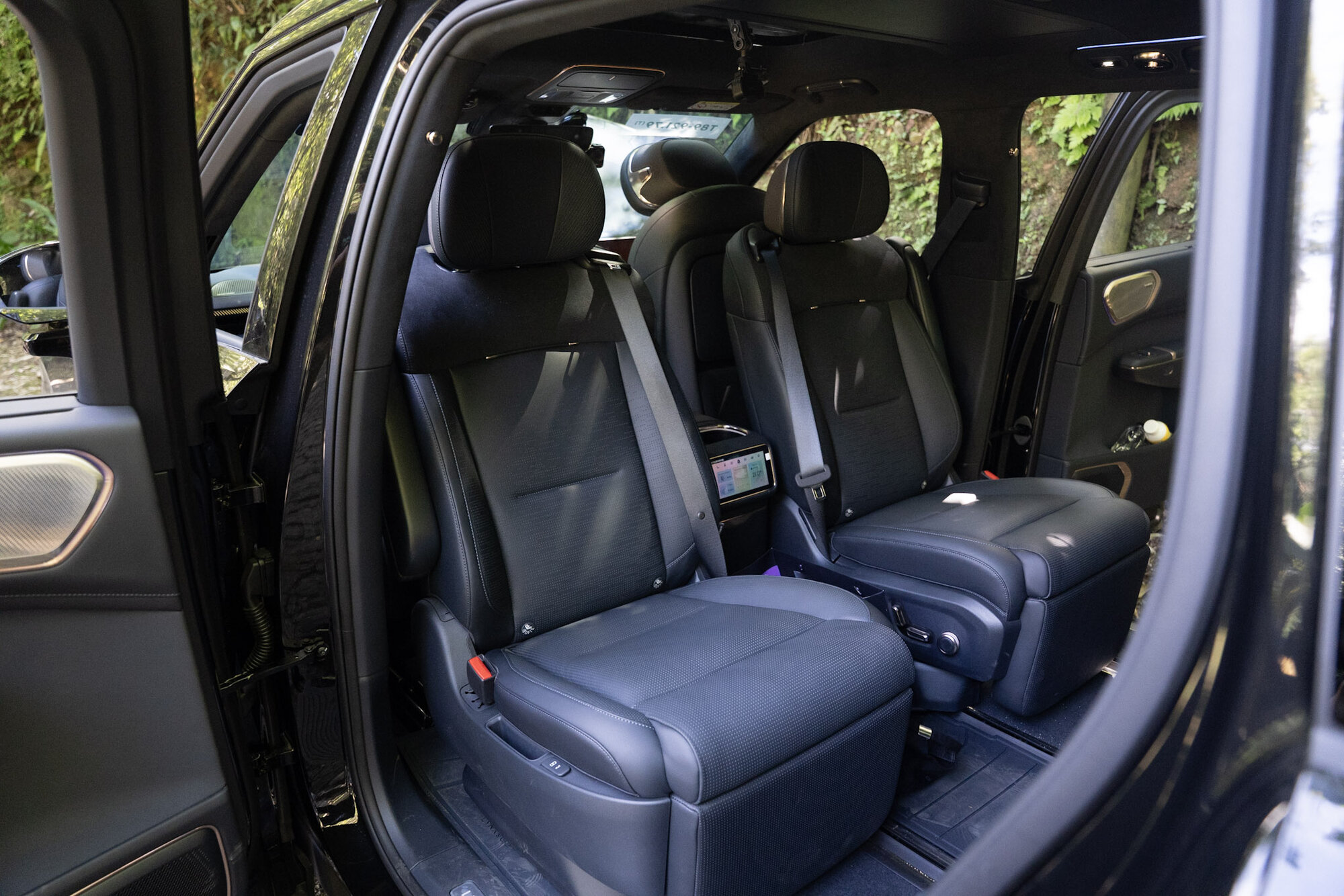 Lynk_Co_900_SUV_Full_Size_giá_hơn_3_tỷ_đồng (16).jpg