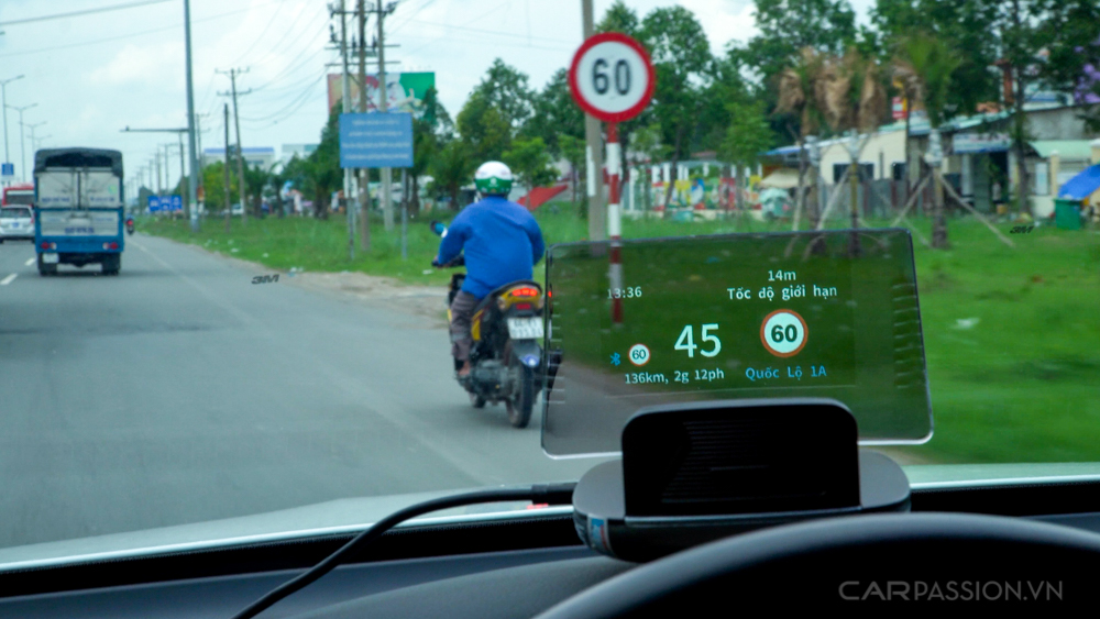 man-hinh-hud-vietmap-h1as-carpassion-anh-16.jpg
