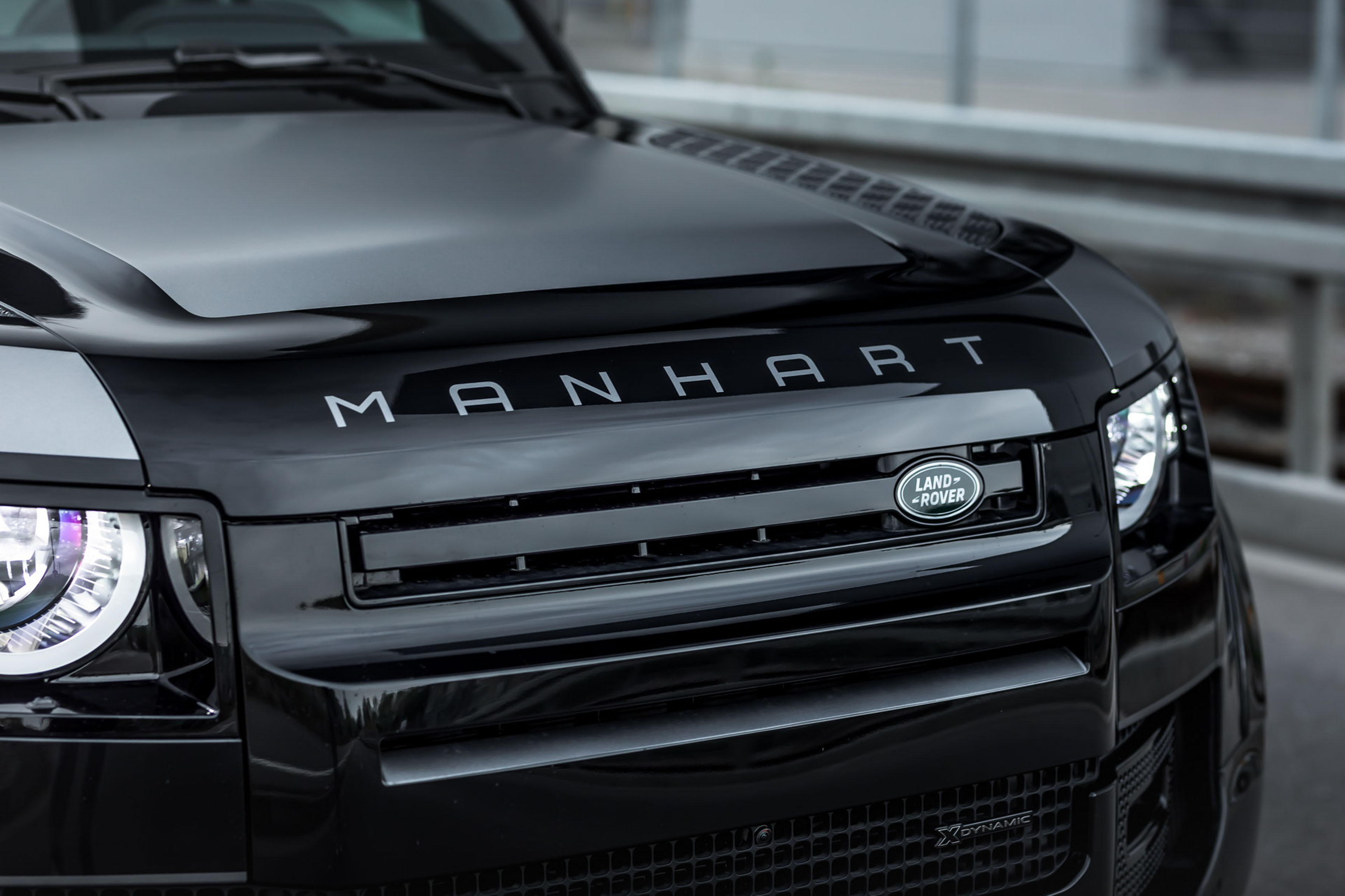 Manhart Land Rover Defender (12).JPG