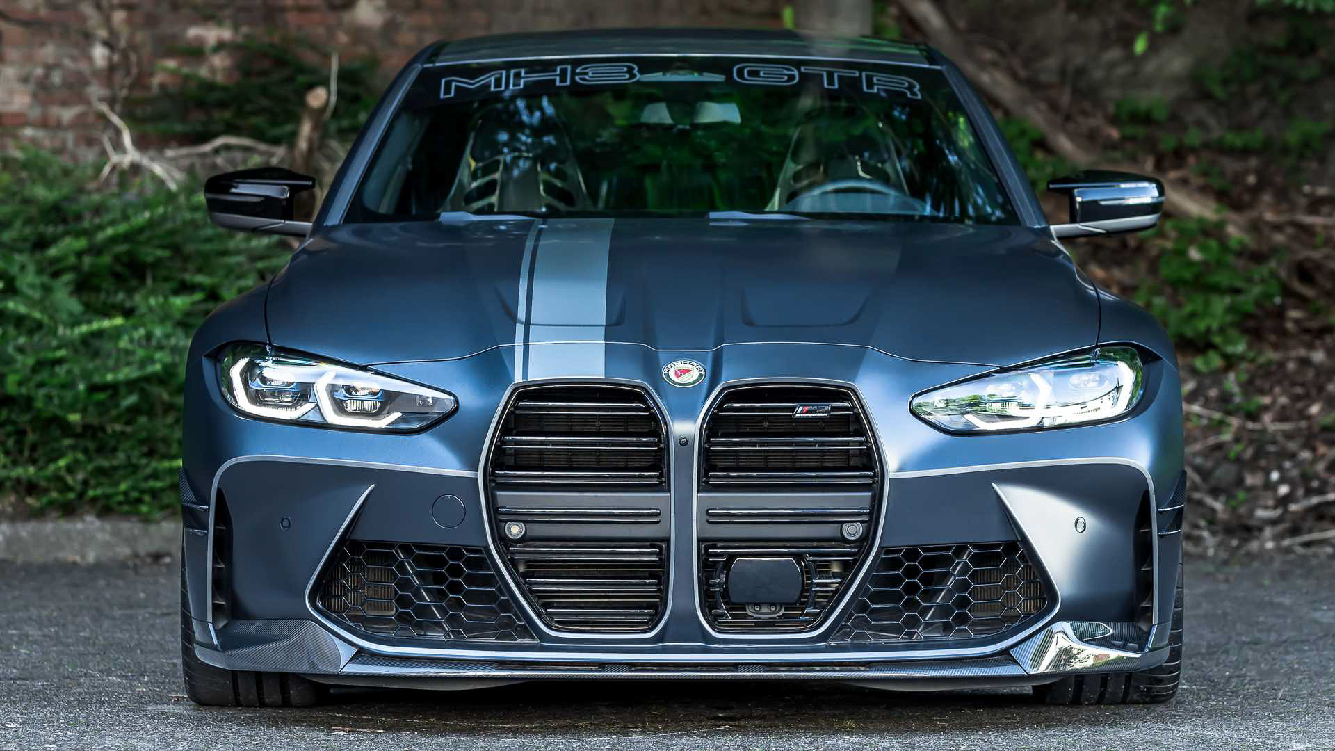 Manhart MH3 GTR (17).JPG