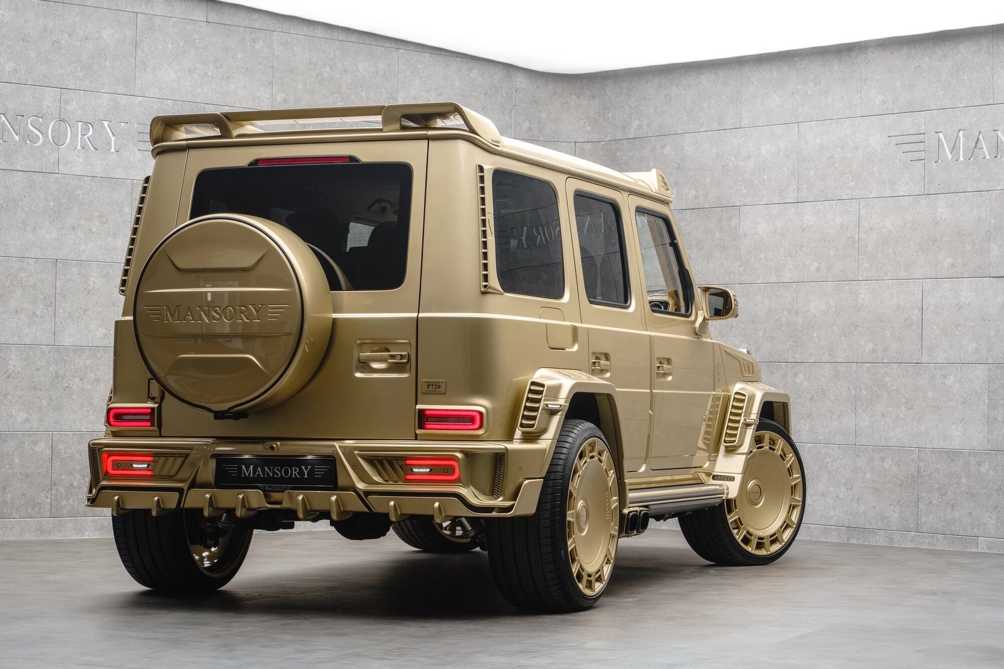 Mansory P720-anh-3.jpeg