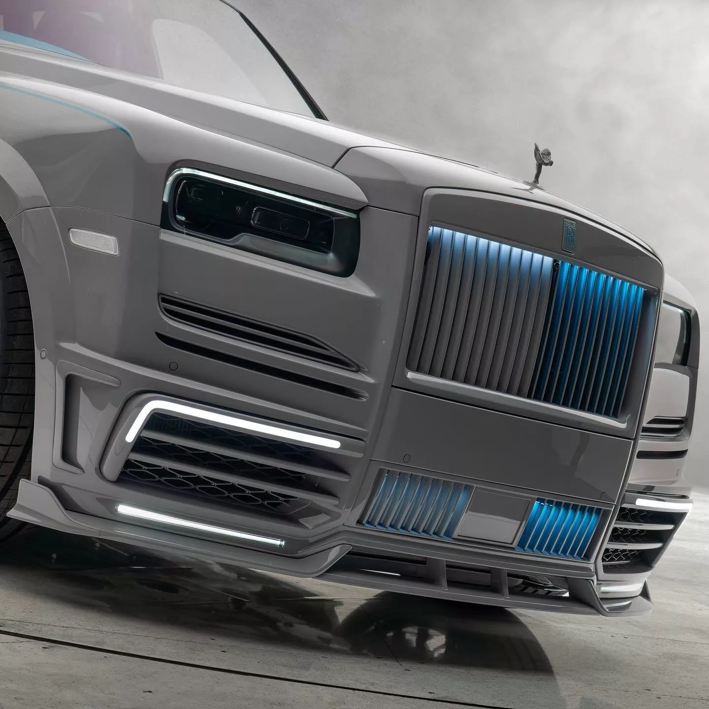 Mansory-Rolls-Royce-Cullinan-7.jpeg