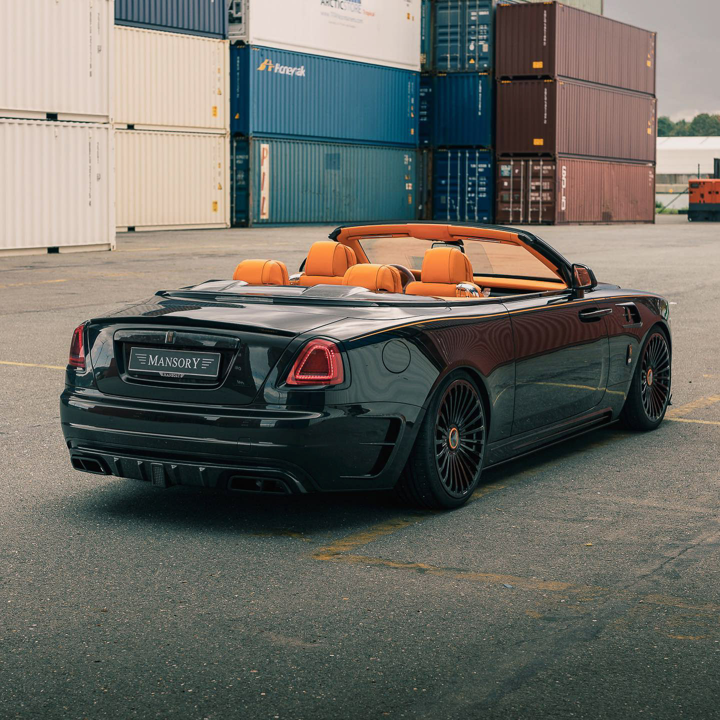 Mansory Rolls-Royce Dawn (3).JPG