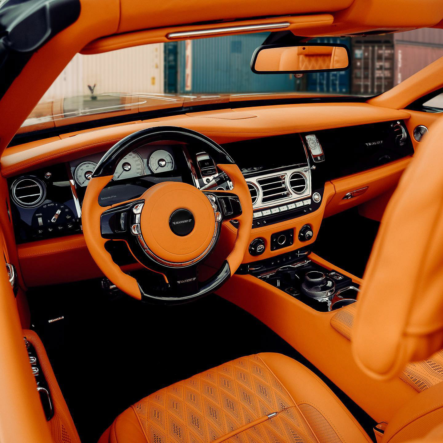 Mansory Rolls-Royce Dawn (7).JPG