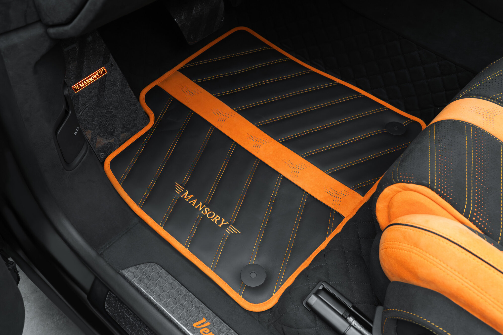 MANSORY-Venatus-SE-Lamborghini-Urus-SE-anh-23.jpeg