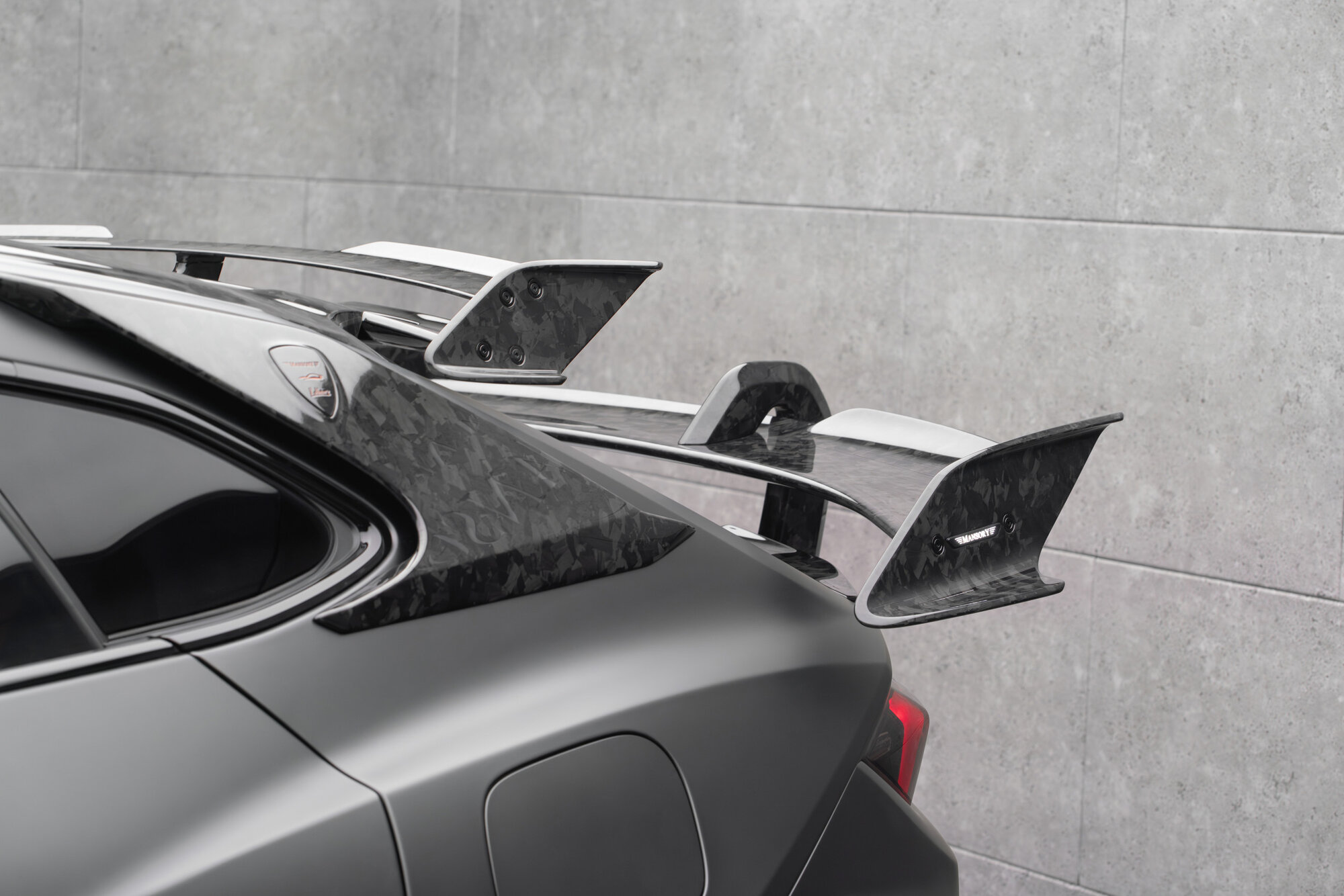 MANSORY-Venatus-SE-Lamborghini-Urus-SE-anh-7.jpeg