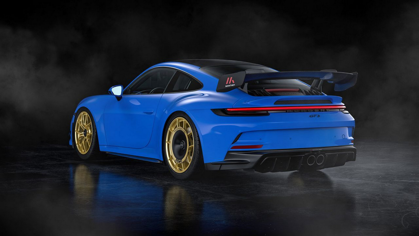 Manthey Racing 911 GT3 (1).JPG