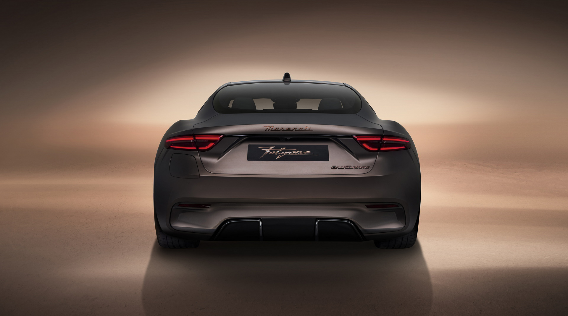 Maserati GranTurismo (1).JPG