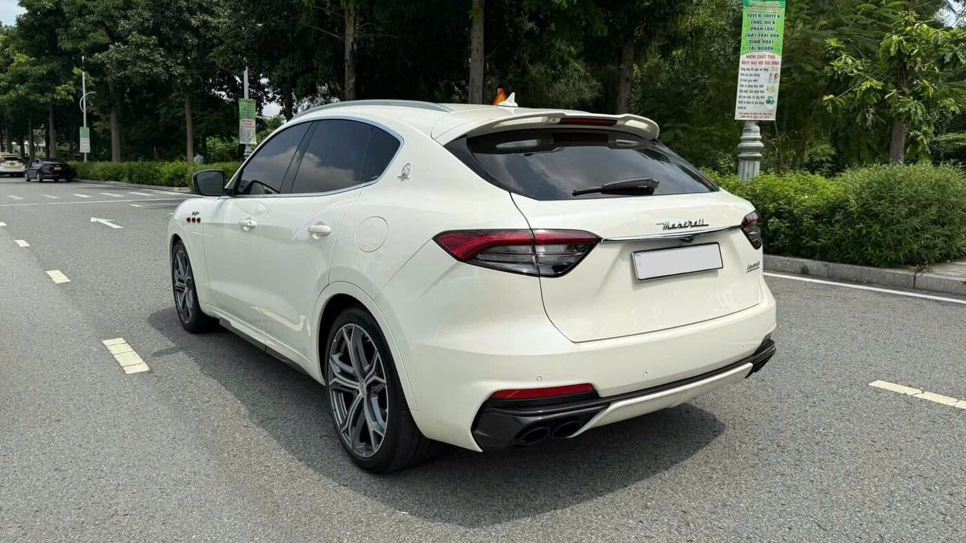 Maserati-Levante-Trofeo-đang-bán (1).jpg