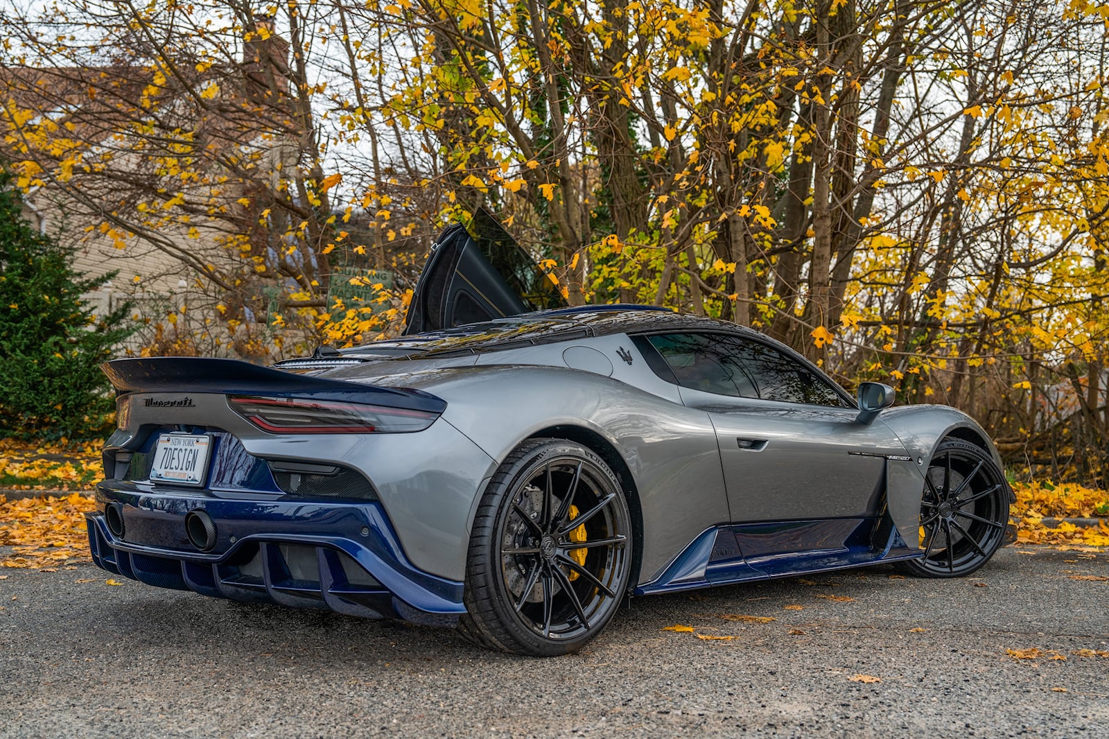Maserati MC20 (12).jpg