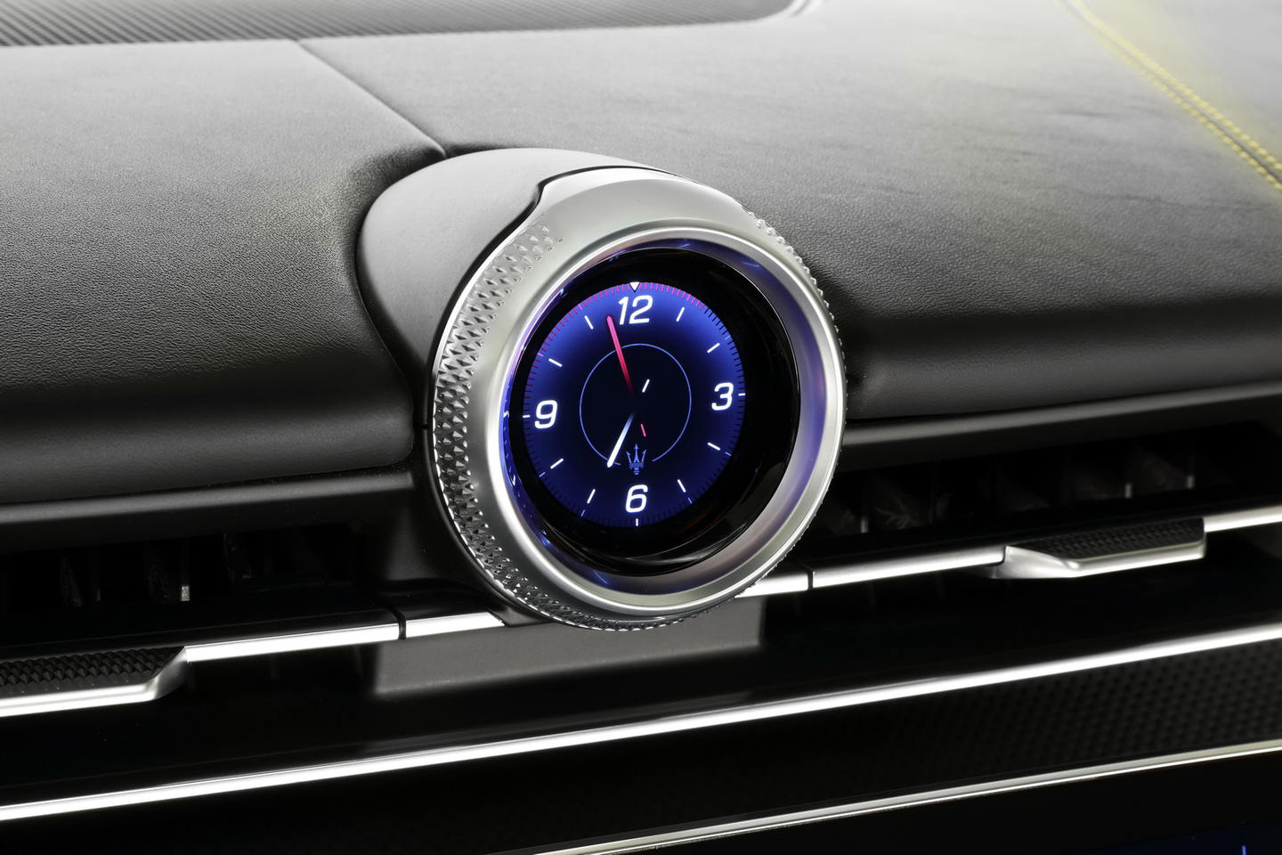 maserati_grecale_07.jpg