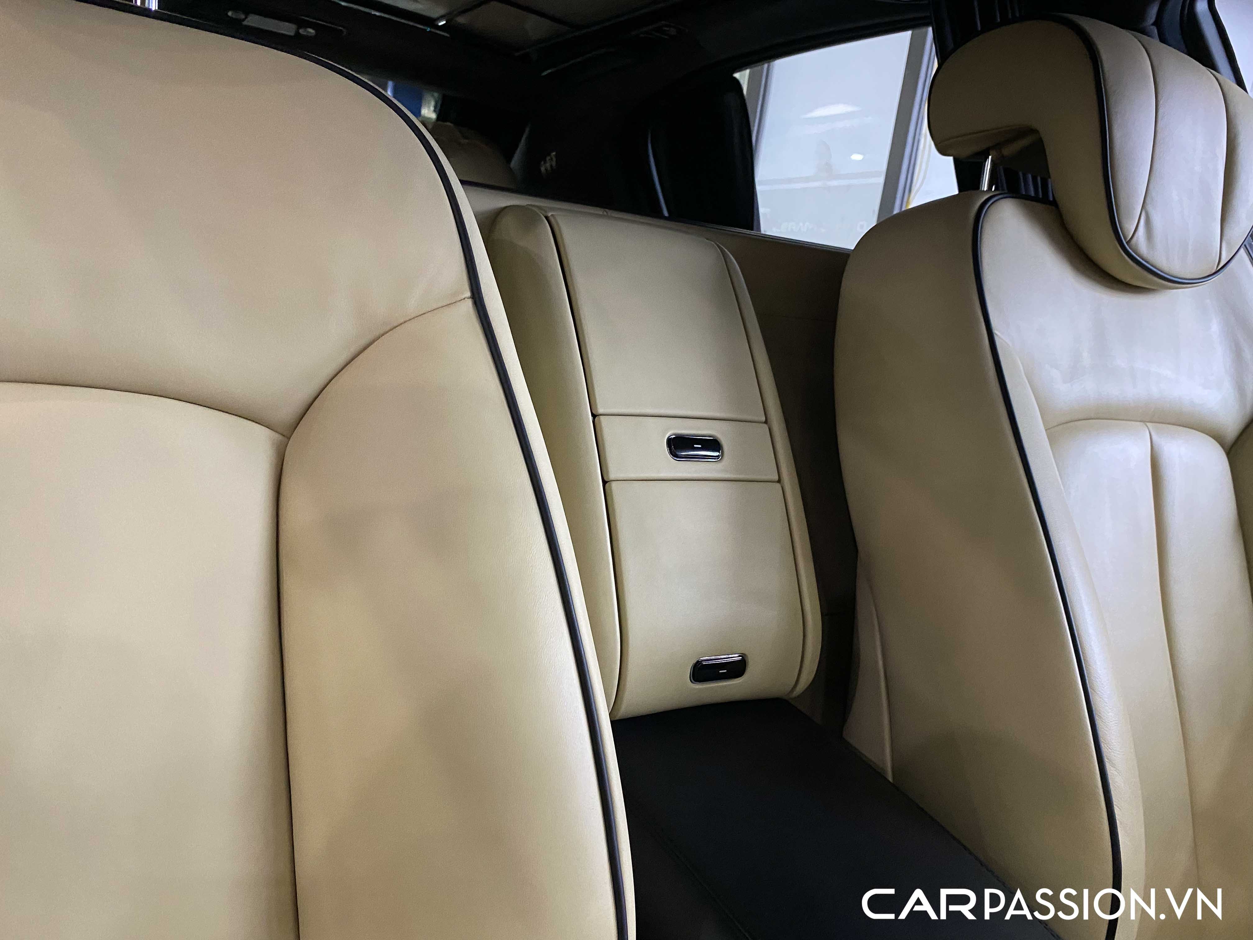 Maybach 62S (17).JPG