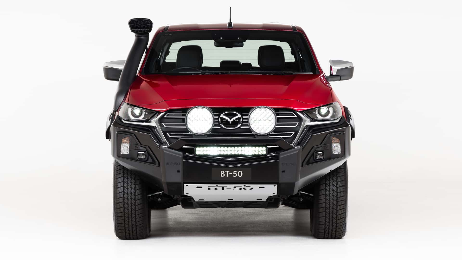 mazda-bt-50-thunder-pro-2.jpg