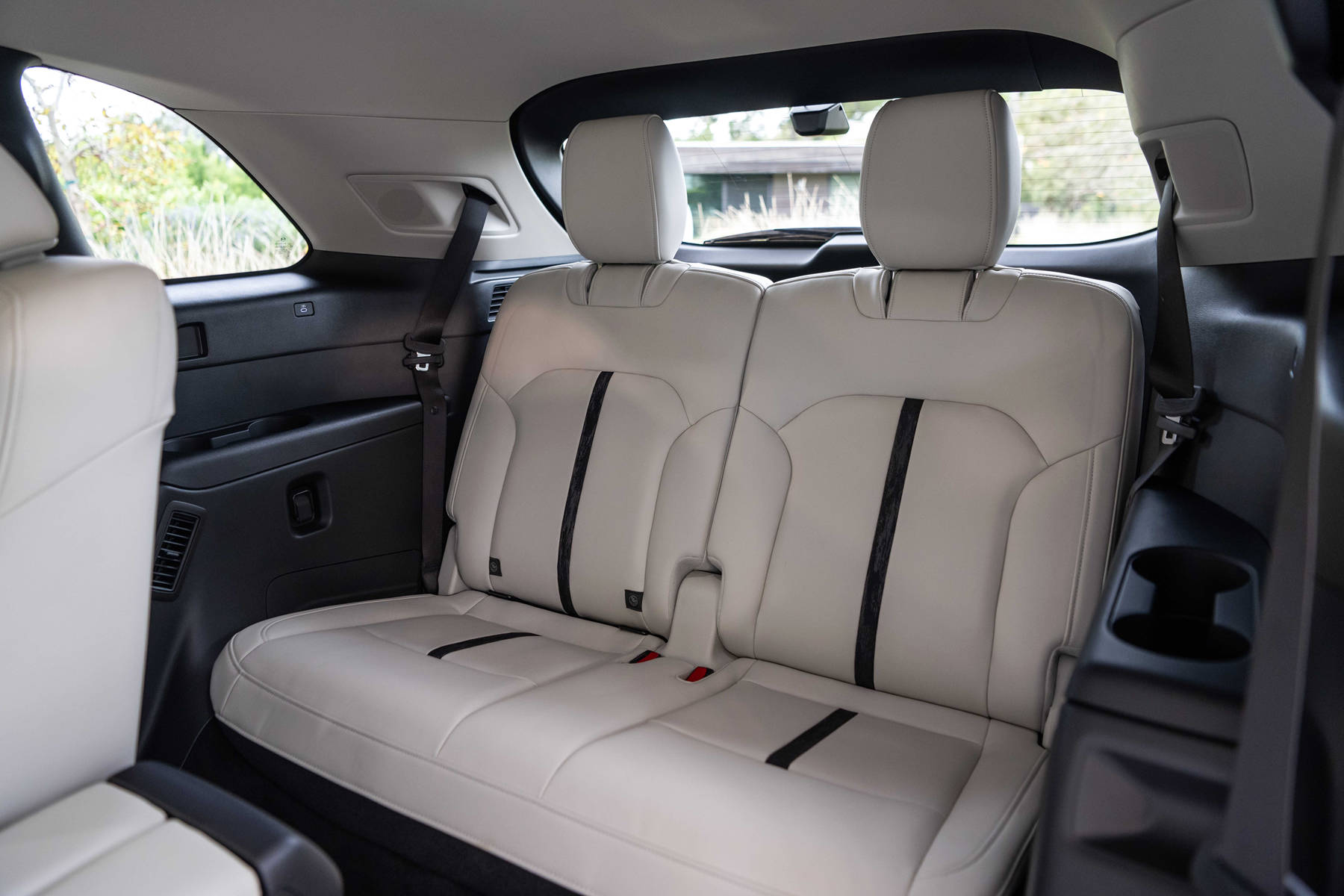 mazda-cx90-05.jpg