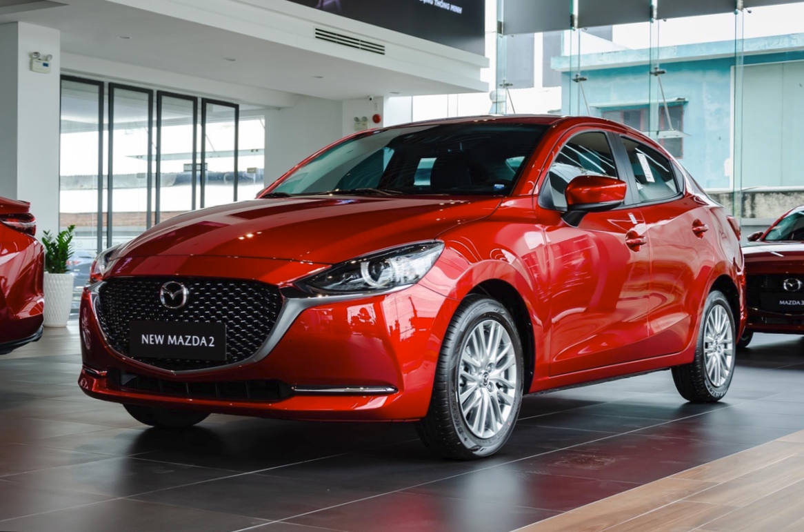 mazda2_2020_sedan.jpg