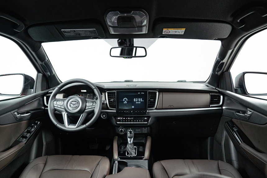 Mazda_BT_50_2021_9.jpg