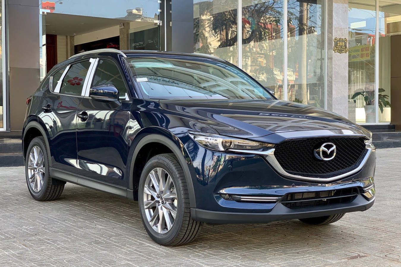 mazda_cx5_xanh_2020.jpg