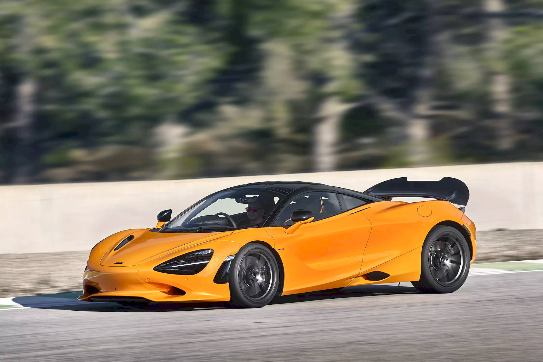 Mclaren-750-S-14.jpg