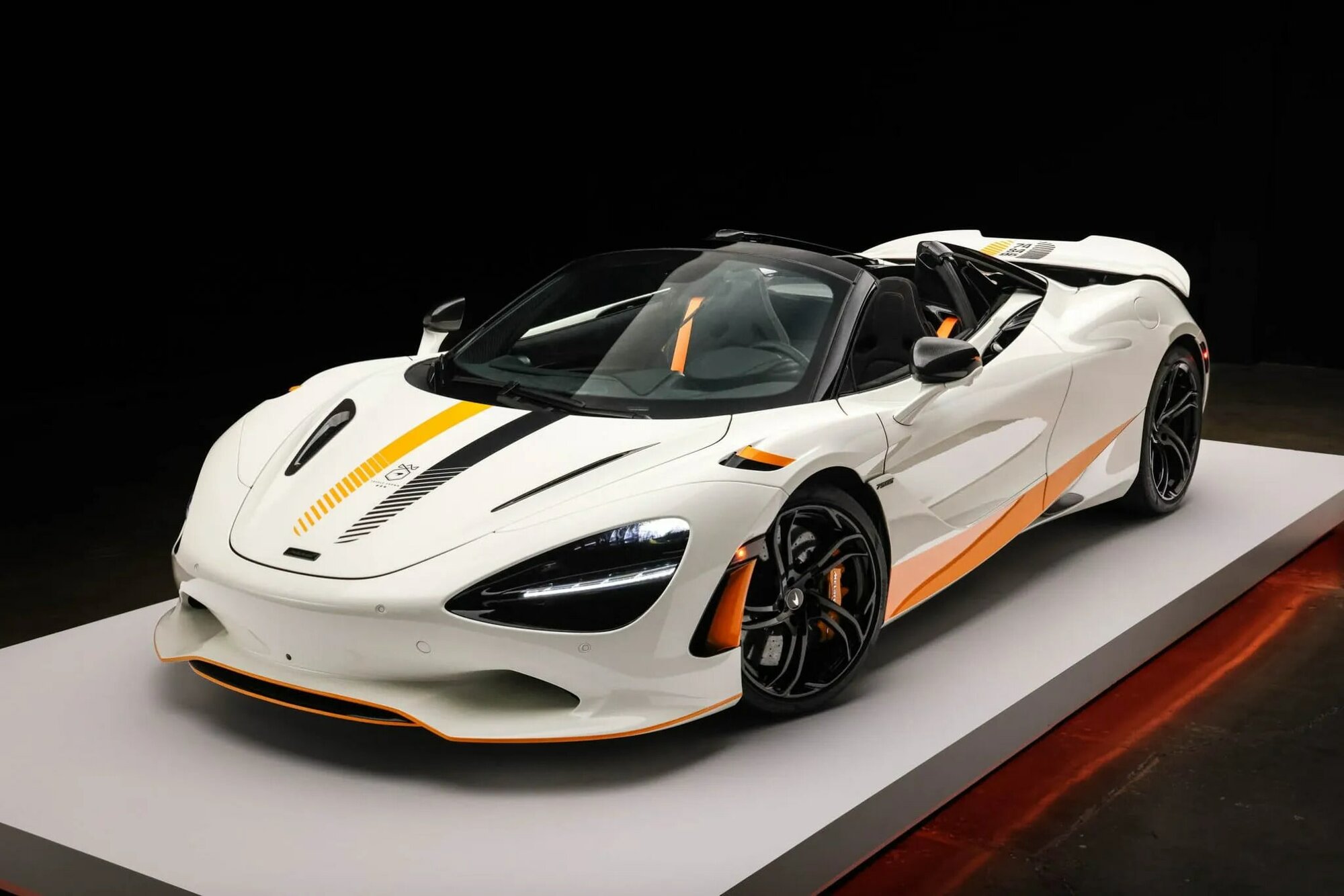McLaren 750S Spider Triple Crown phiên bản Monaco White-anh-8.jpg