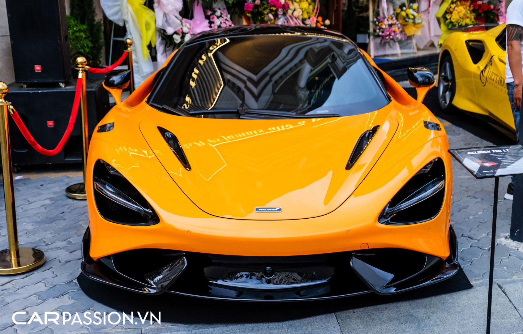 McLaren 765LT (18).JPG