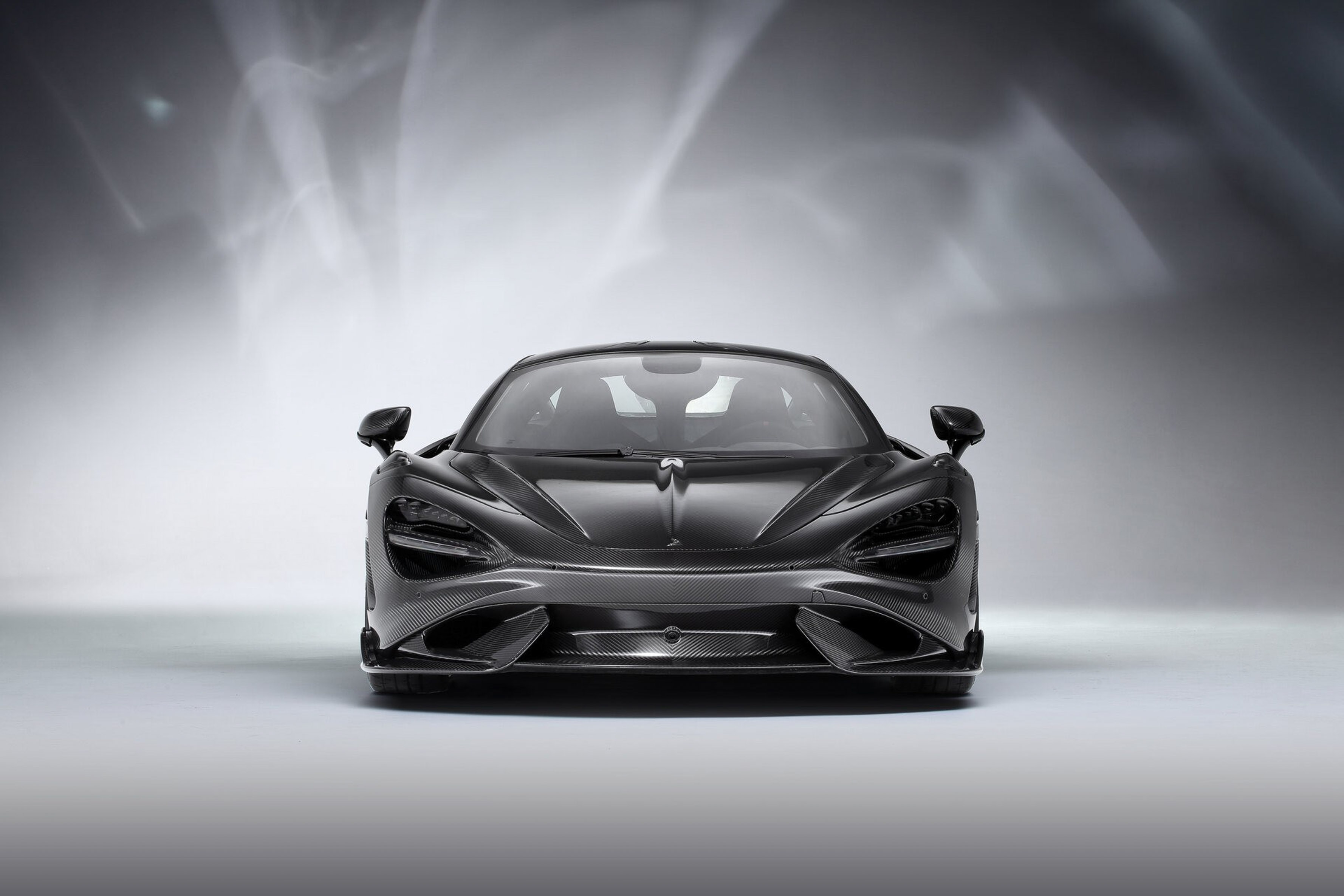 McLaren 765LT Carbon (10).JPG