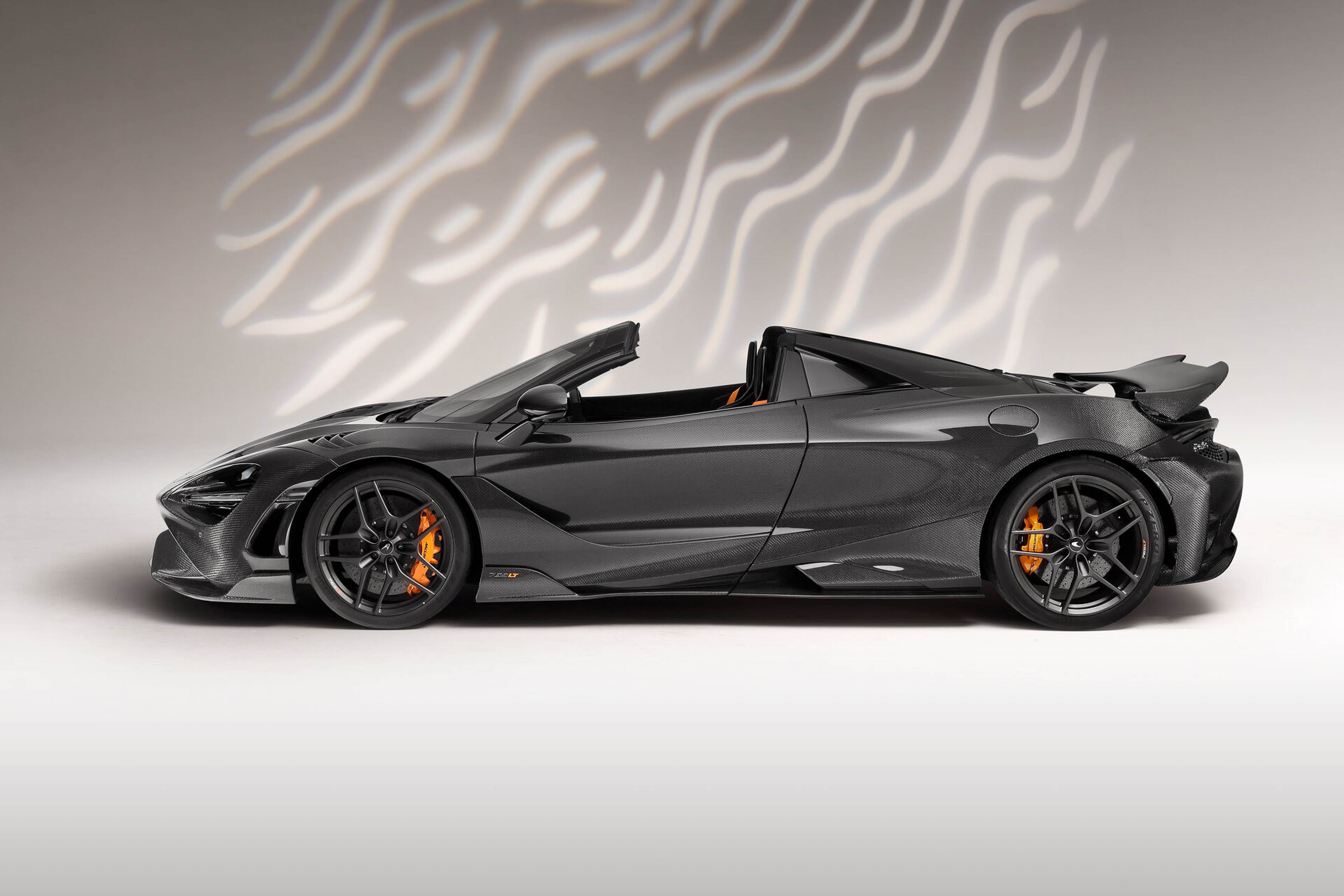 McLaren 765LT Spider carbon (9).JPG