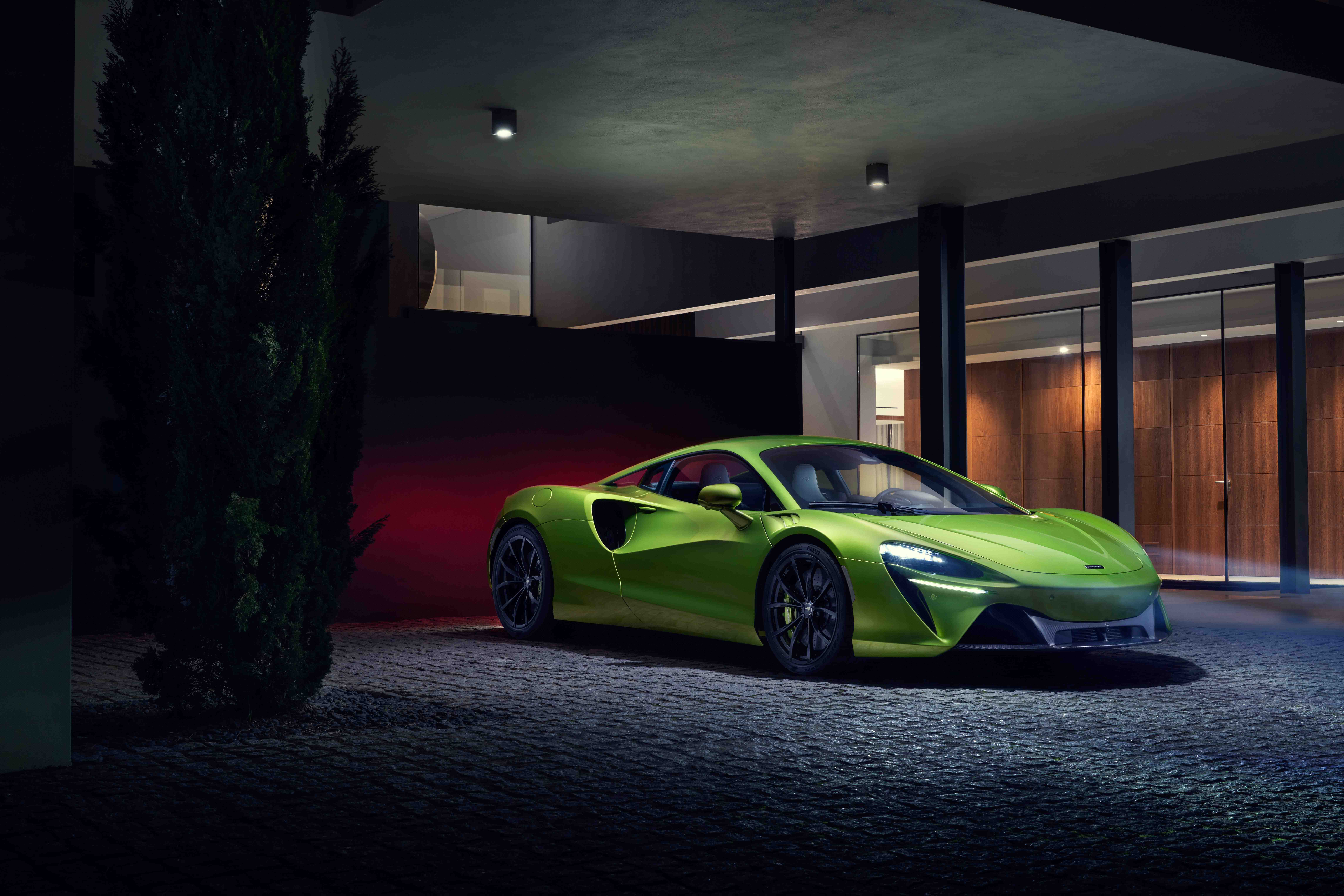 McLaren-anh-.jpg