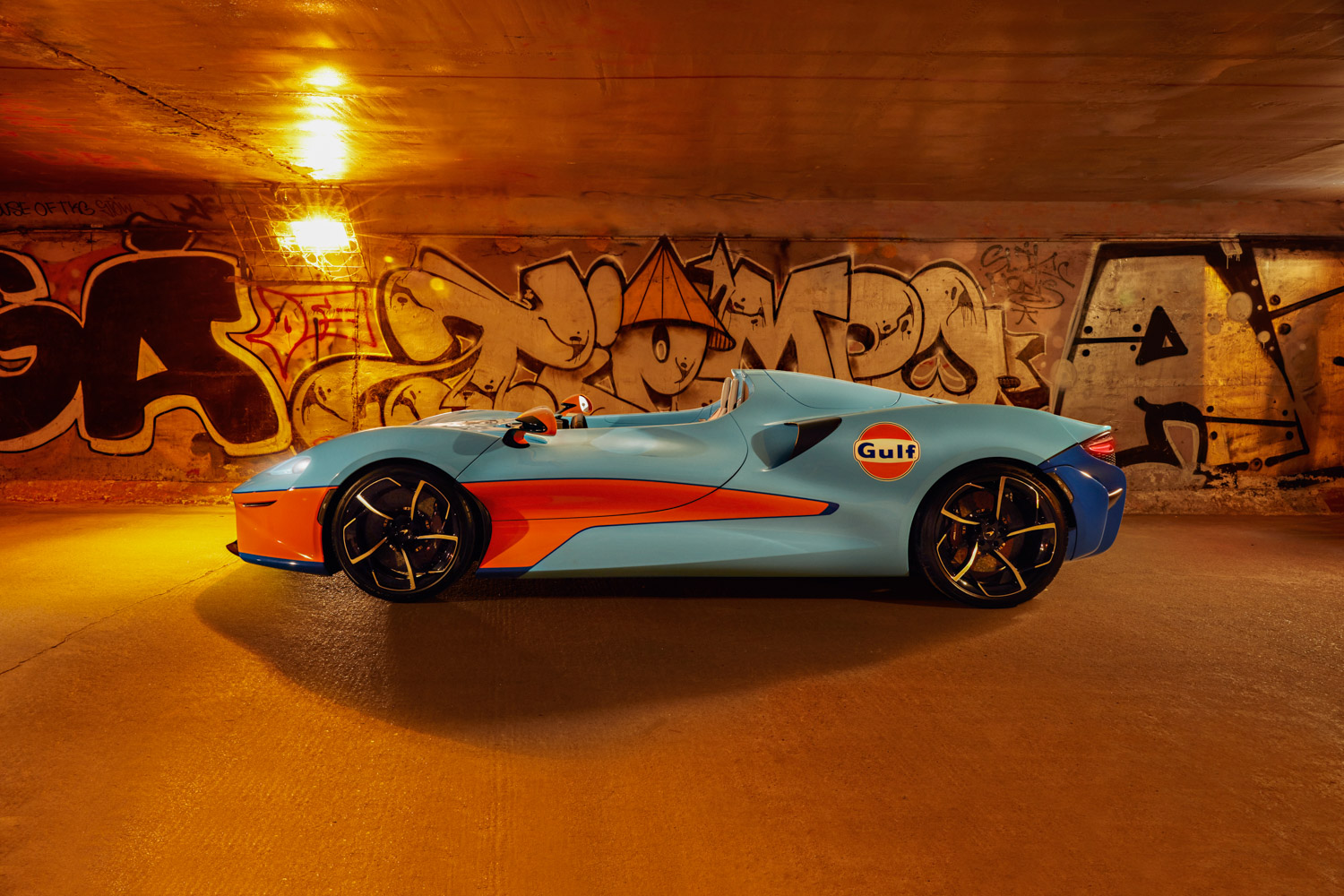 mclaren-elva-den-tphcm-minh-nhua-anh-.JPG