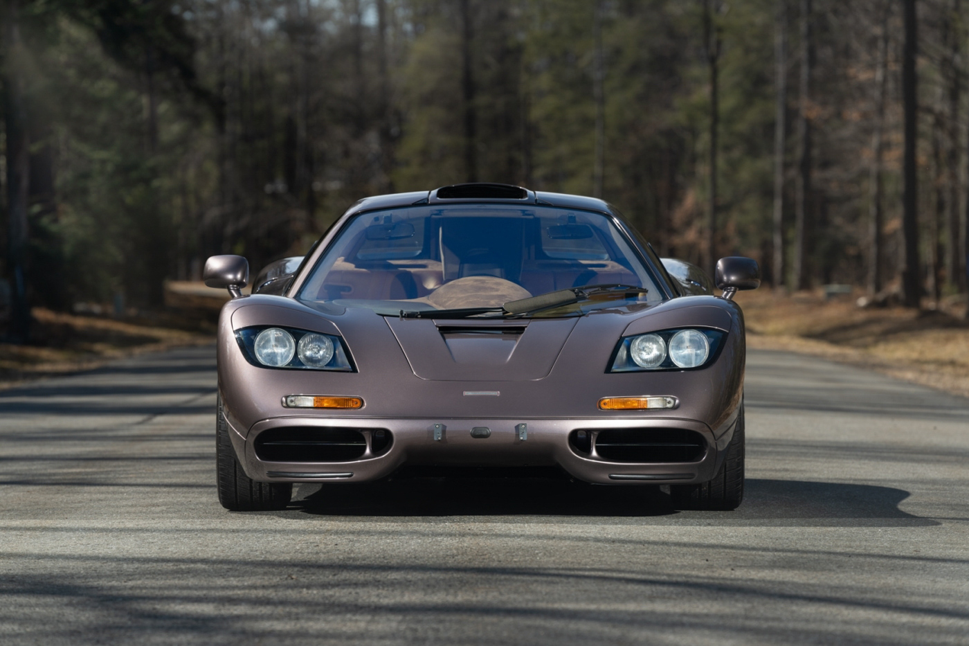 McLaren-F1-đời-1995-được-bán-với-giá-hơn-20-triệu-Đô-2.jpg