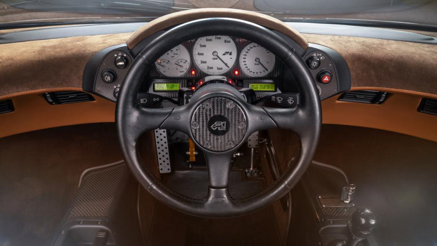 McLaren-F1-đời-1995-được-bán-với-giá-hơn-20-triệu-Đô-6.jpg
