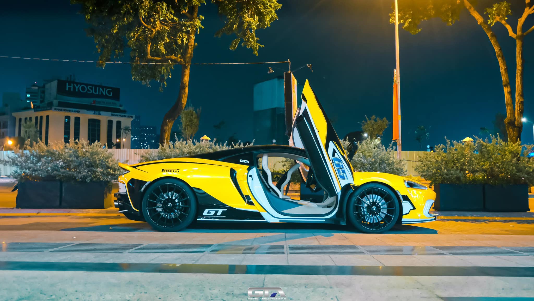 McLaren ở Việt Nam (3).jpg
