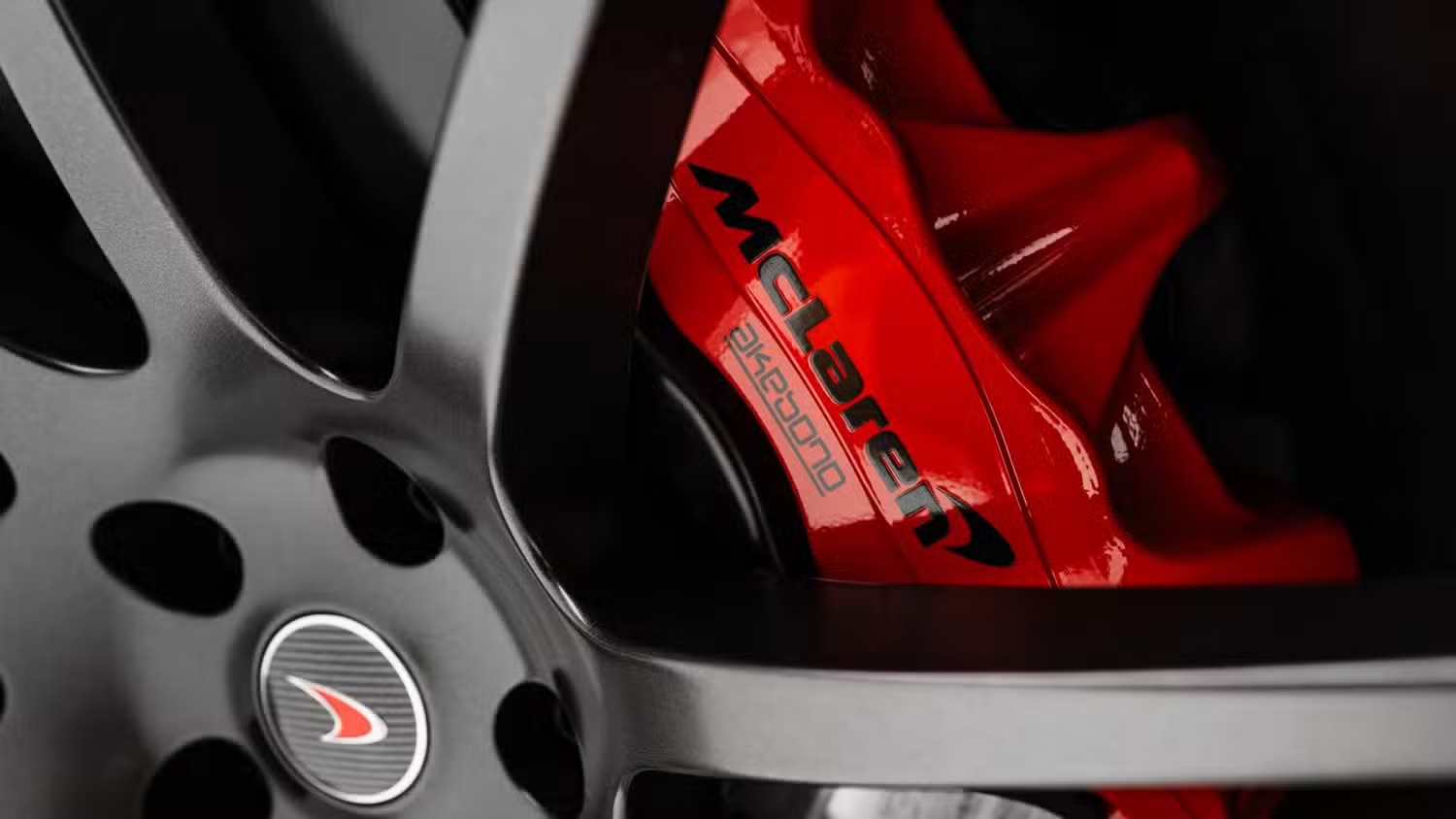 McLaren P1 Carbon Series 10.jpeg