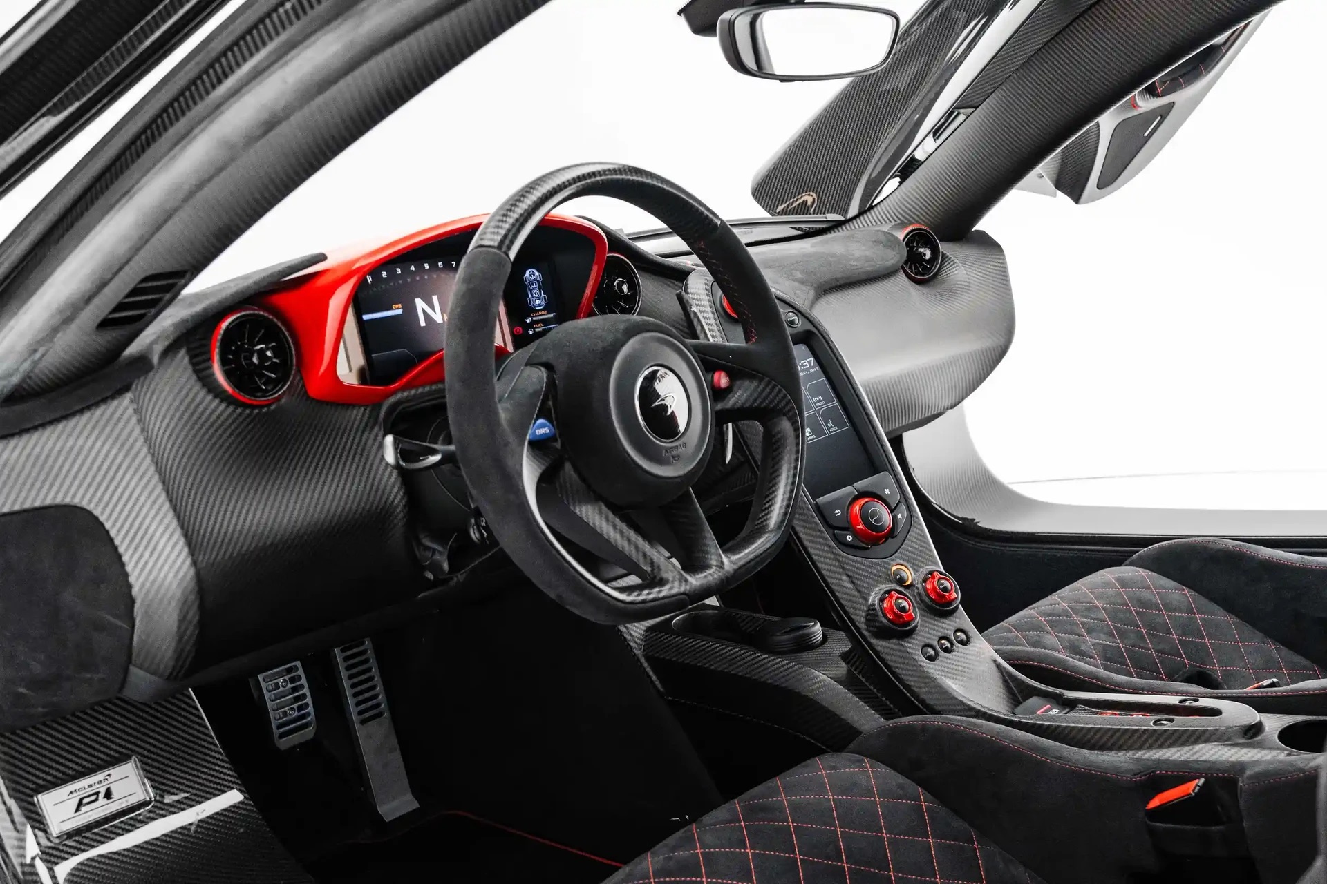 McLaren P1 Carbon Series 19.jpeg