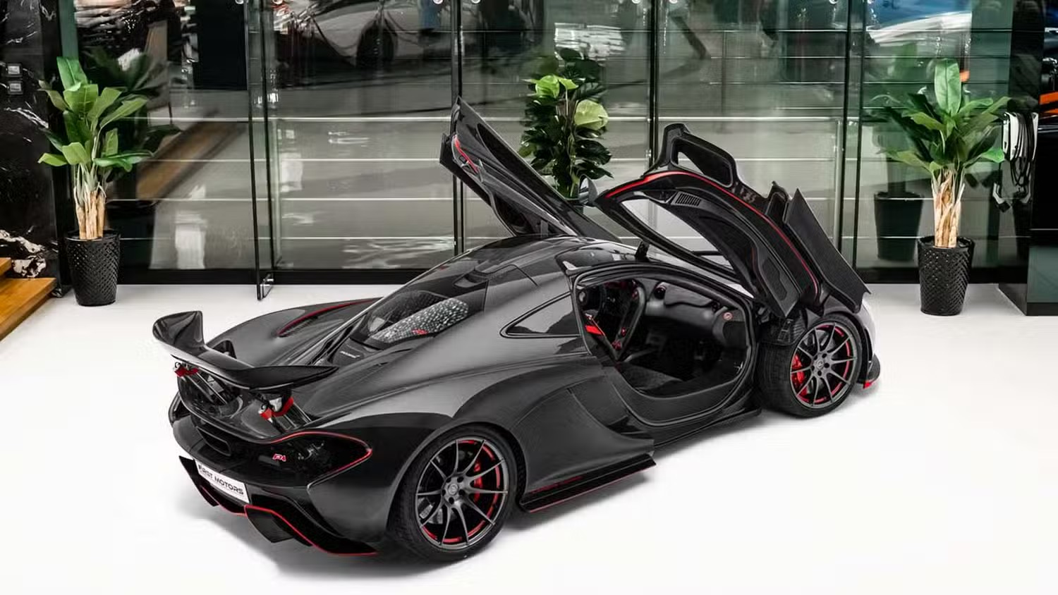 McLaren P1 Carbon Series 3.jpeg