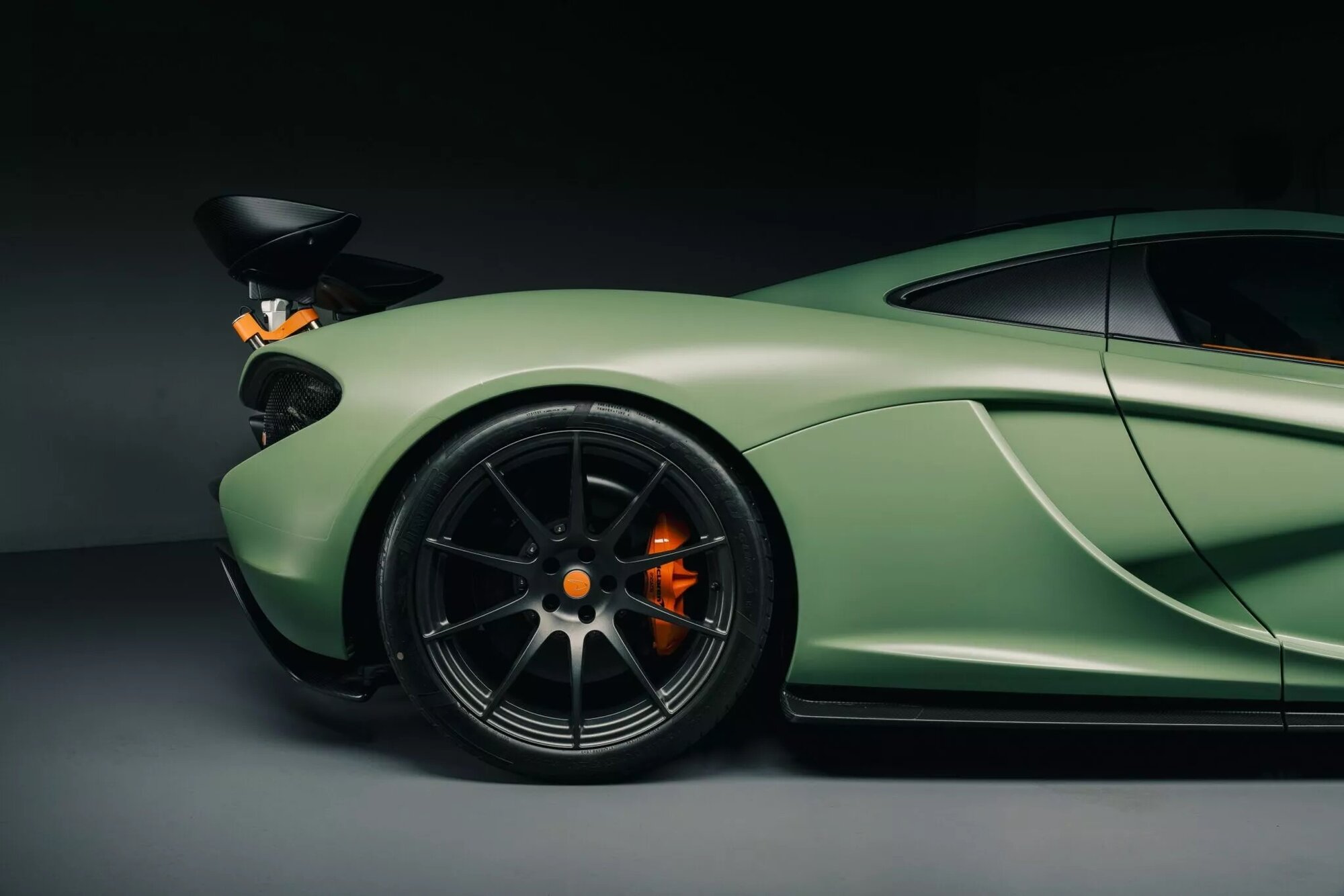 McLaren-P1-Green-anh-22.jpeg