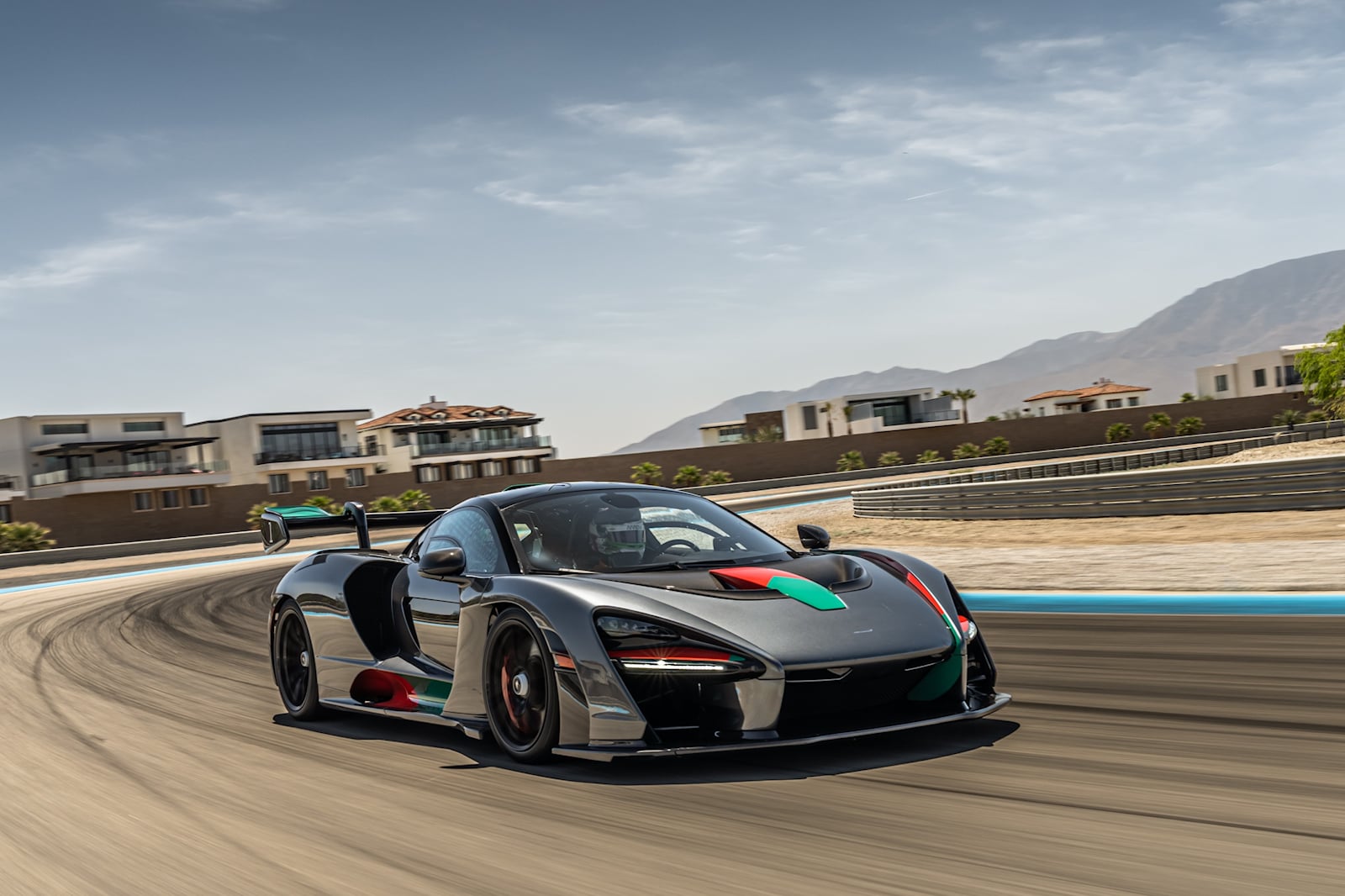 McLaren Senna (8).jpg