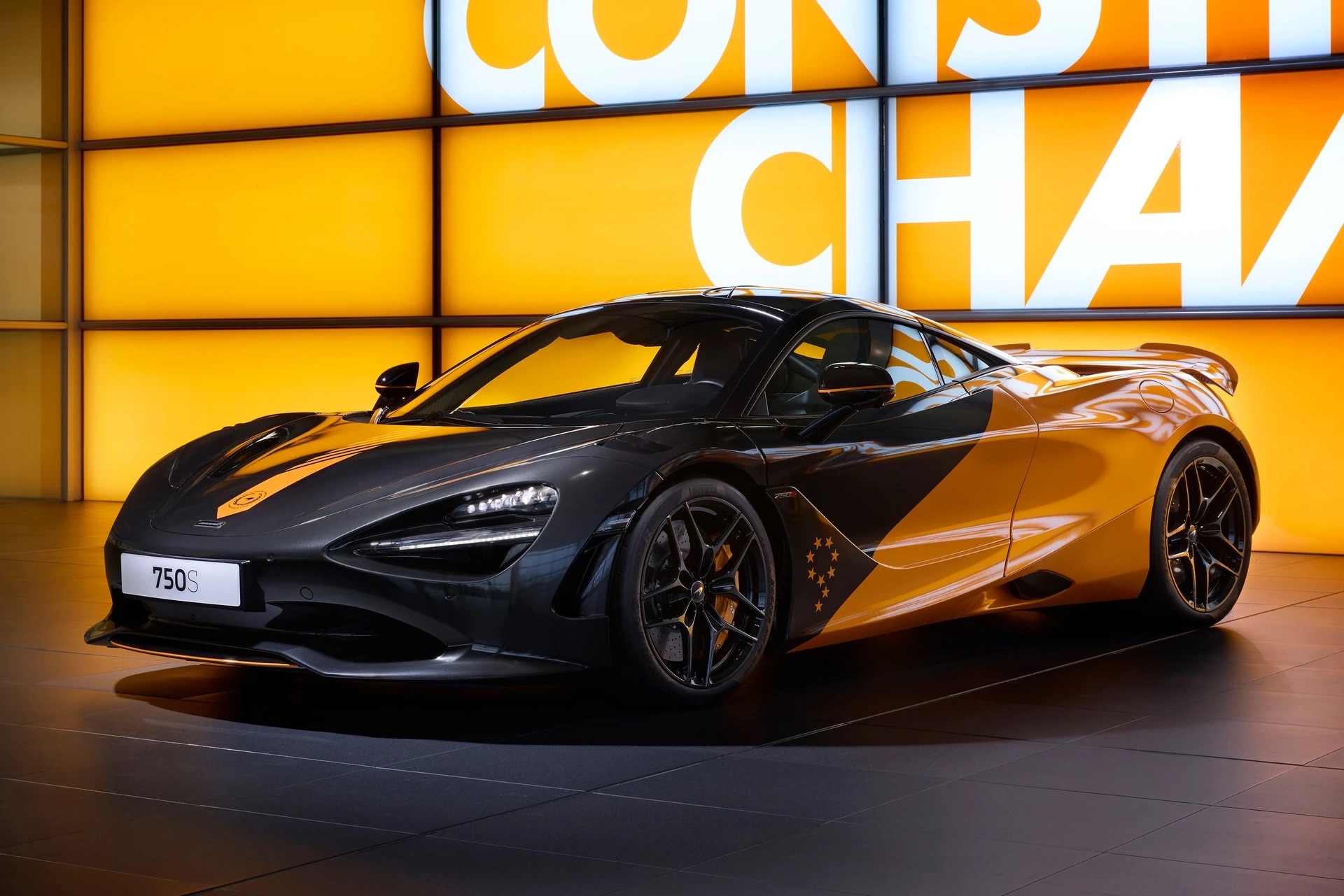 McLaren_MCL38_Celebration_Edition_11.jpg