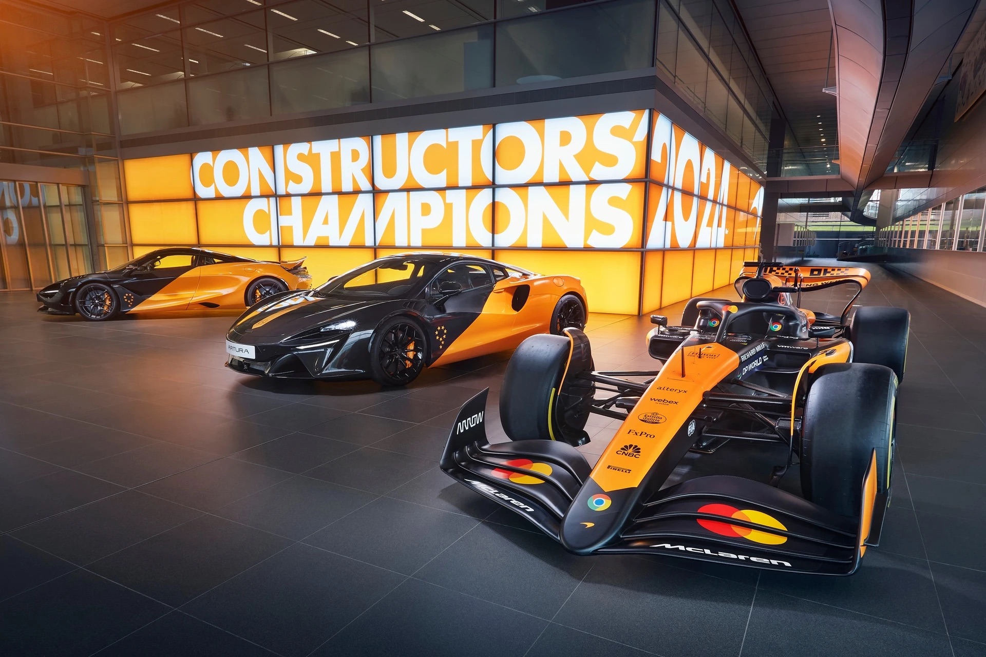 McLaren_MCL38_Celebration_Edition_3.jpg