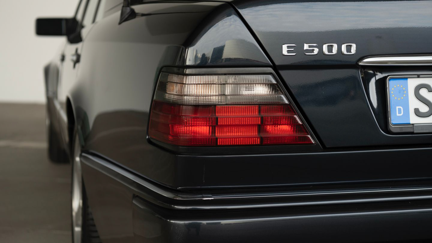 Mercedes 500E (10).JPG