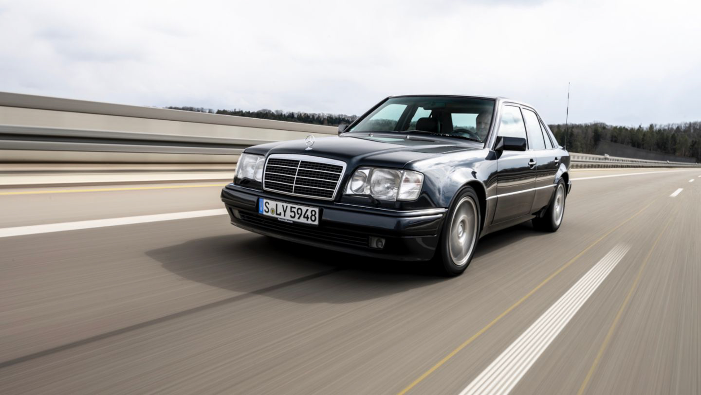 Mercedes 500E (2).JPG