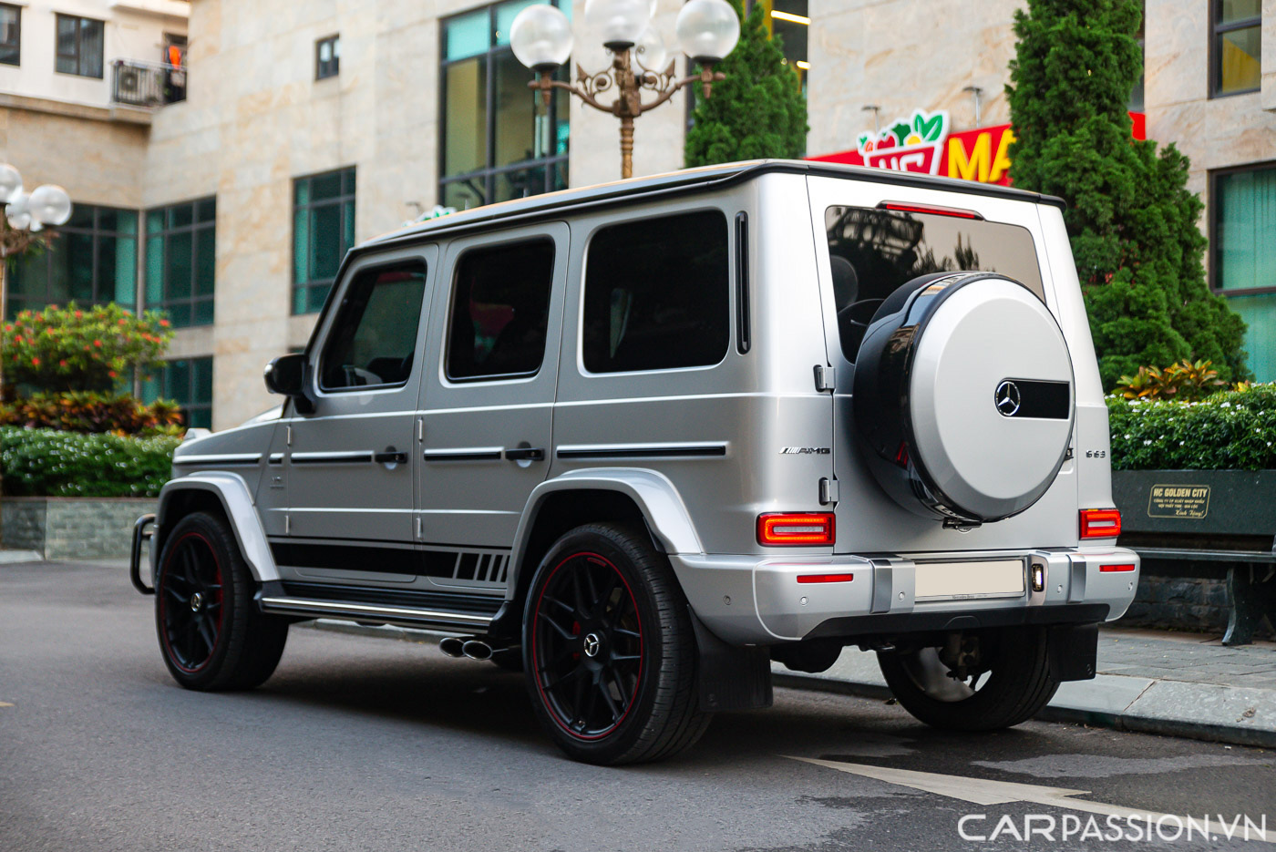 Mercedes-AMG G 63 (14).jpg