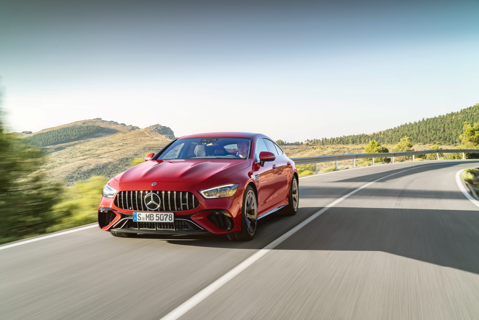 Mercedes-AMG GT 63 S E Performance (10).jpg