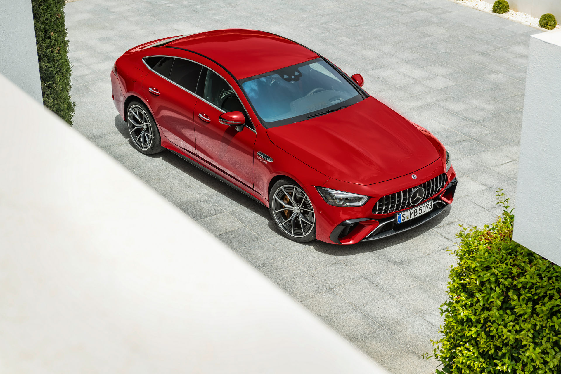 Mercedes-AMG GT 63 S E Performance (19).jpg