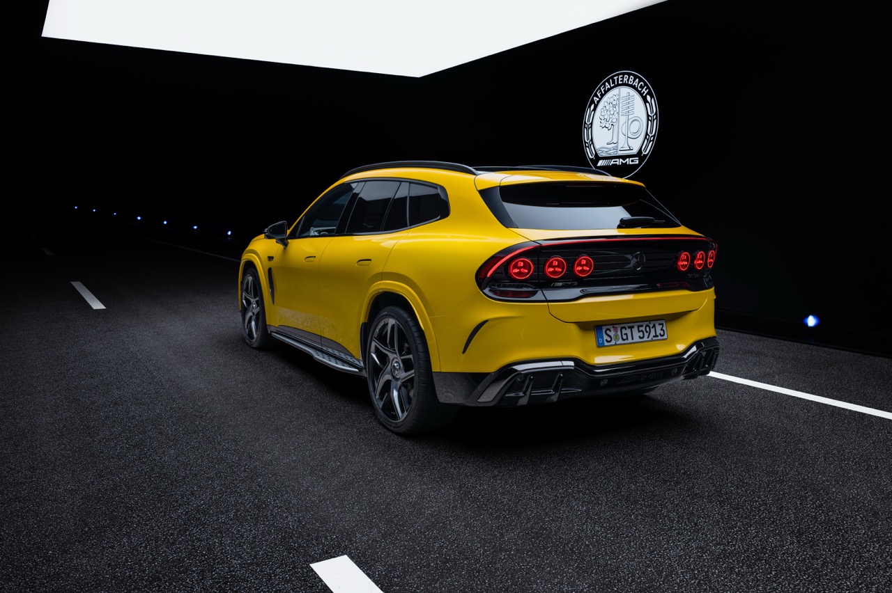Mercedes-AMG GT SUV-anh-40.jpeg